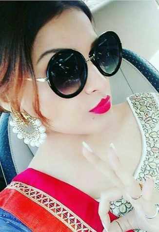 College Call Girl Simran